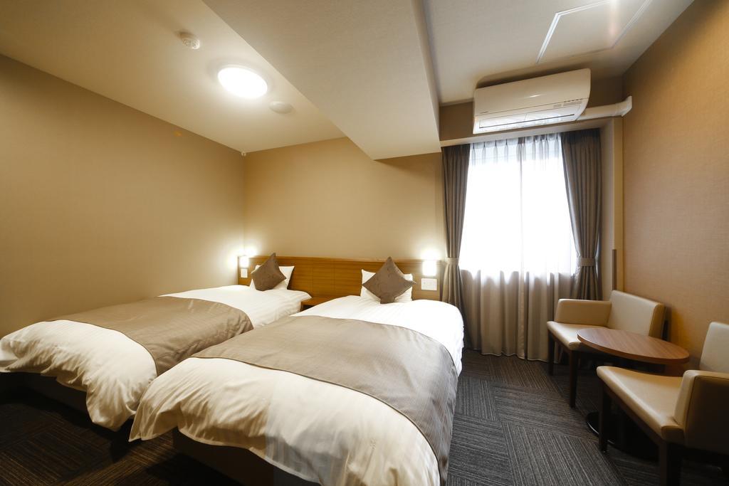 Dormy Inn Toyama Natural Hot Spring Экстерьер фото